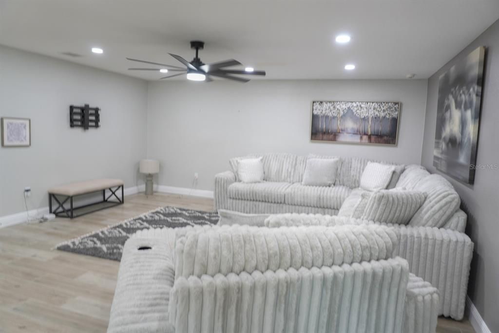 For Rent: $5,200 (3 beds, 2 baths, 2505 Square Feet)