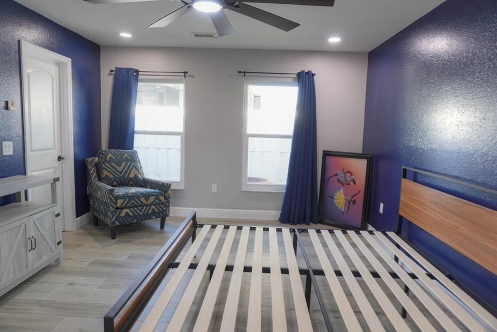 For Rent: $5,200 (3 beds, 2 baths, 2505 Square Feet)