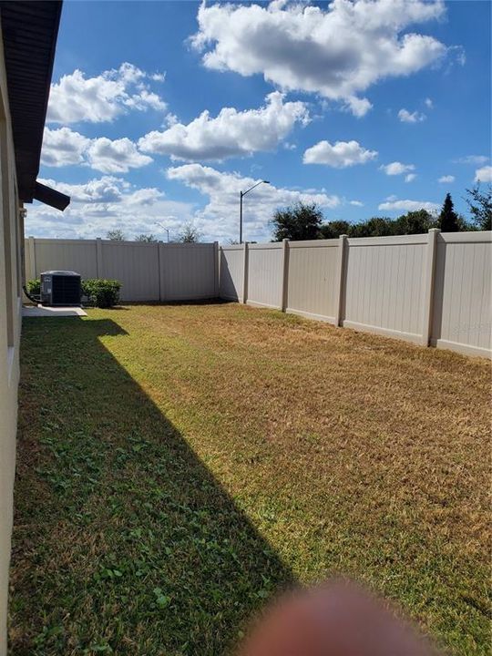 For Rent: $2,195 (4 beds, 2 baths, 1958 Square Feet)