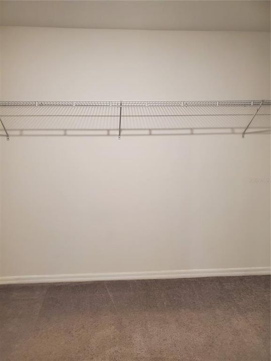 For Rent: $2,195 (4 beds, 2 baths, 1958 Square Feet)