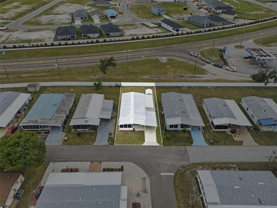 For Sale: $129,900 (2 beds, 2 baths, 1296 Square Feet)