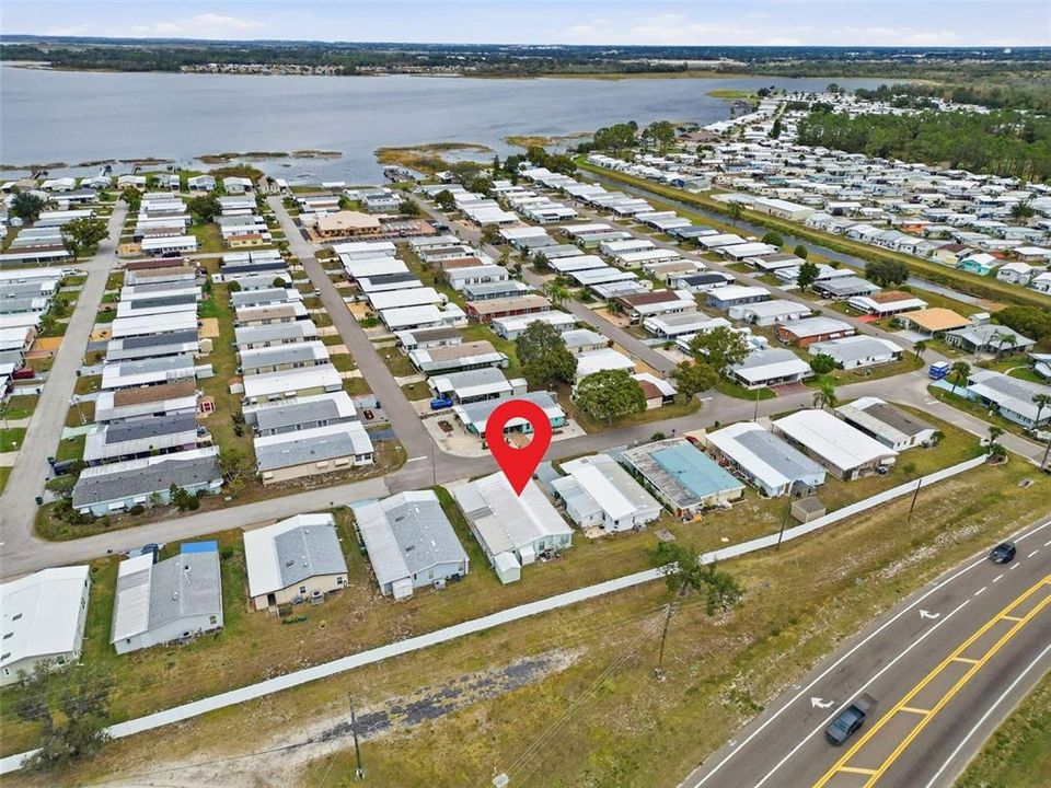 For Sale: $129,900 (2 beds, 2 baths, 1296 Square Feet)