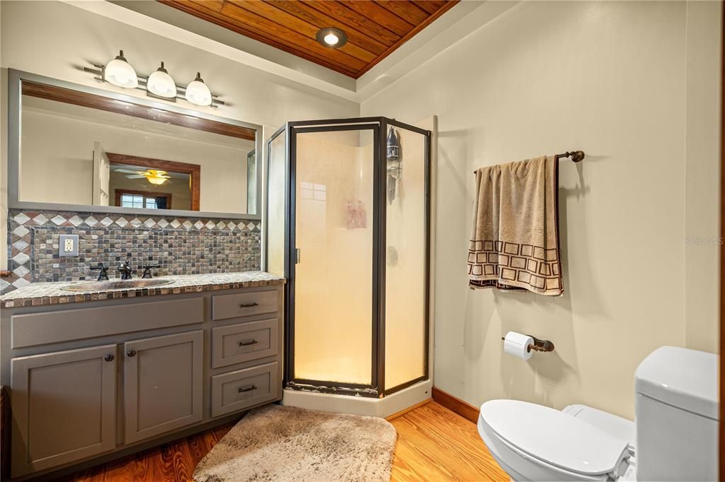 En Venta: $412,000 (3 camas, 2 baños, 1568 Pies cuadrados)