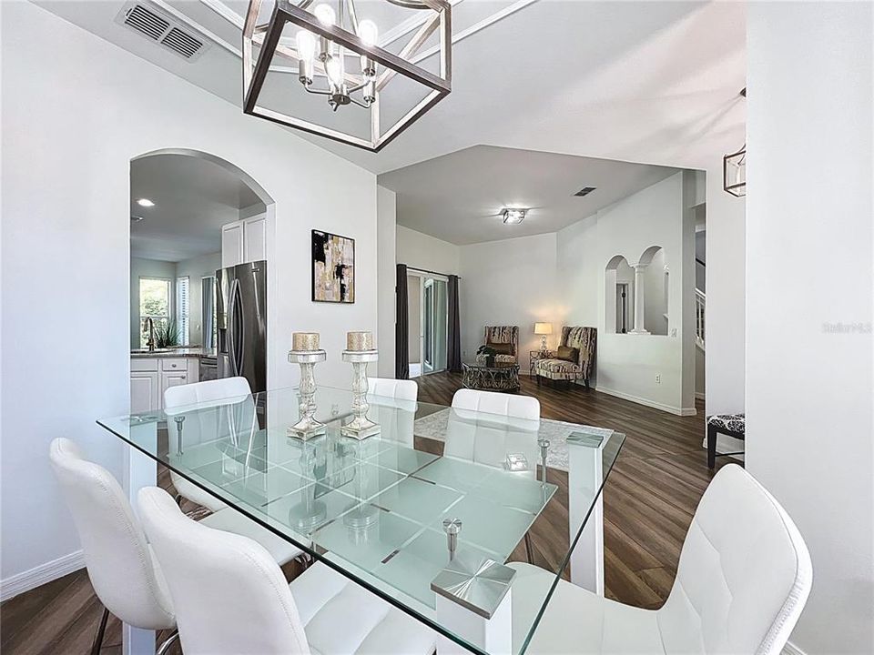 На продажу: $674,995 (3 спален, 2 ванн, 2514 Квадратных фут)