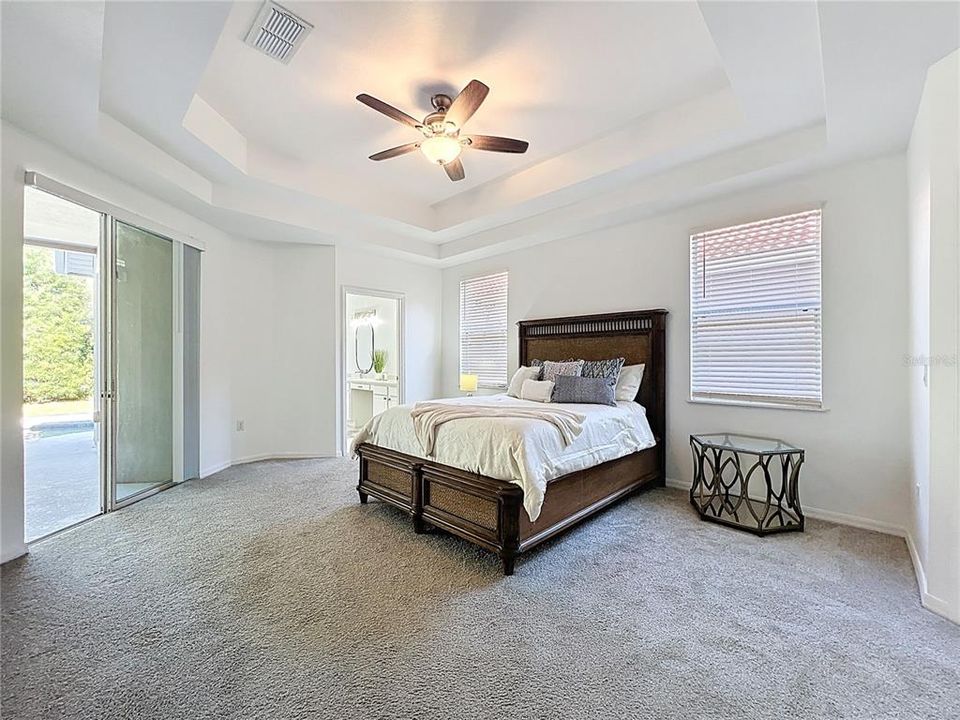 На продажу: $674,995 (3 спален, 2 ванн, 2514 Квадратных фут)