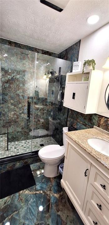 For Sale: $565,000 (3 beds, 3 baths, 2335 Square Feet)