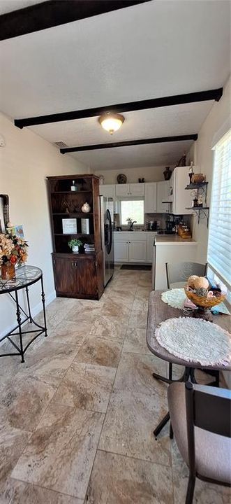 For Sale: $565,000 (3 beds, 3 baths, 2335 Square Feet)