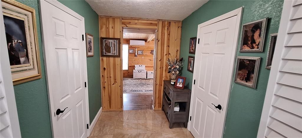 For Sale: $565,000 (3 beds, 3 baths, 2335 Square Feet)