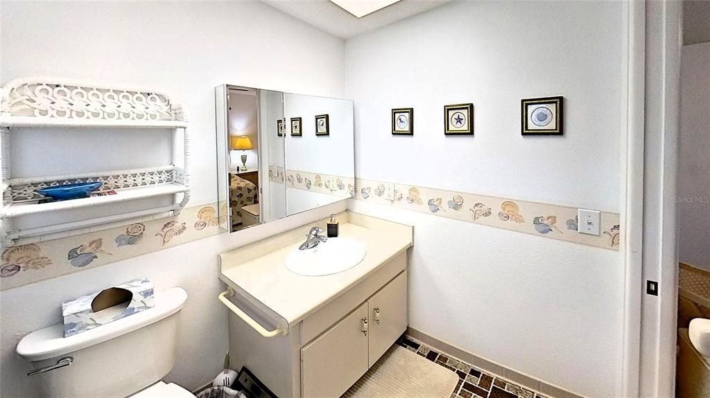 For Sale: $238,500 (2 beds, 2 baths, 1389 Square Feet)