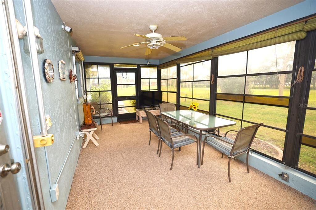 For Sale: $238,500 (2 beds, 2 baths, 1389 Square Feet)