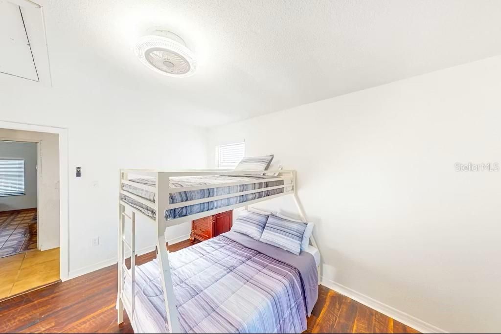 For Sale: $515,000 (3 beds, 2 baths, 2202 Square Feet)