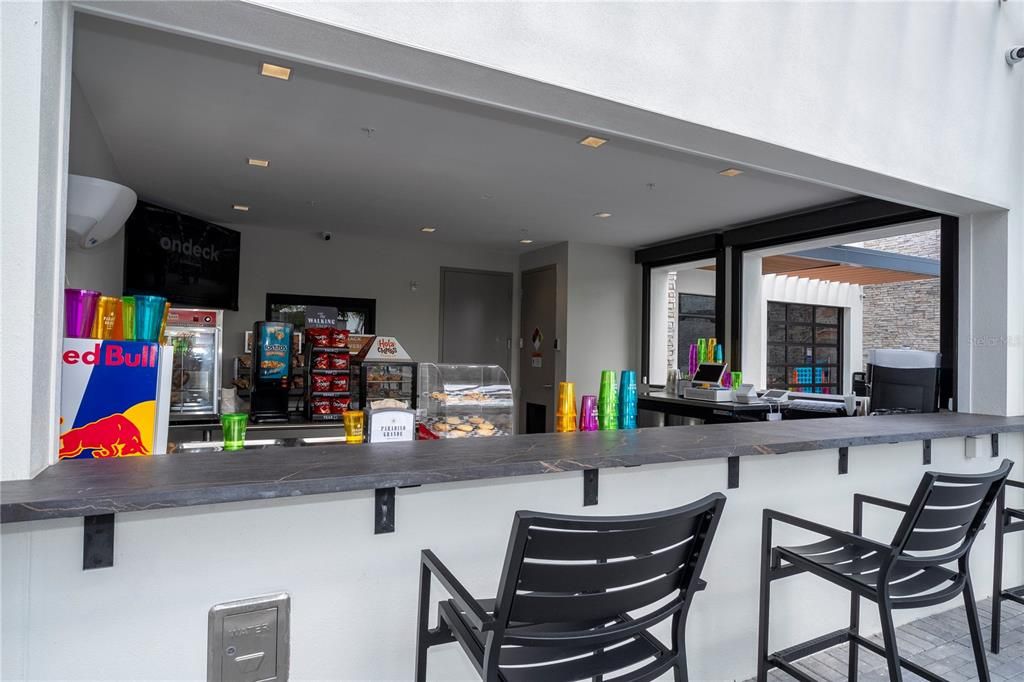 En Venta: $895,000 (5 camas, 5 baños, 1918 Pies cuadrados)