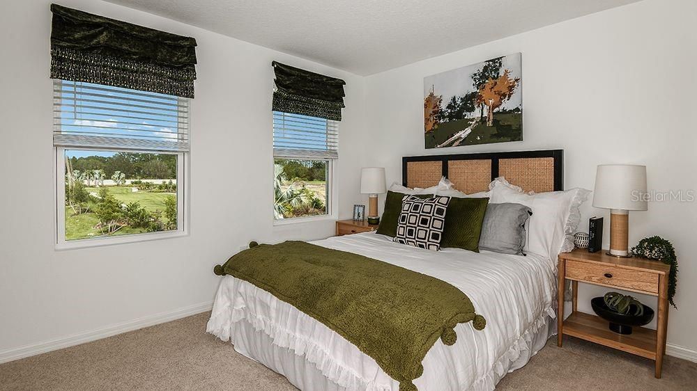 На продажу: $285,384 (2 спален, 2 ванн, 1180 Квадратных фут)