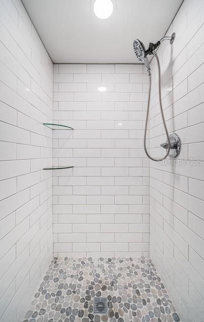 出租: $1,950 (2 贝兹, 2 浴室, 879 平方英尺)