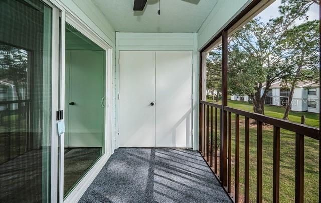 出租: $1,950 (2 贝兹, 2 浴室, 879 平方英尺)