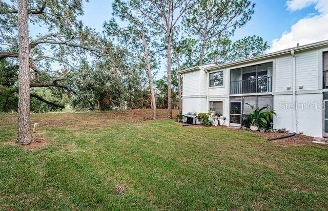 出租: $1,950 (2 贝兹, 2 浴室, 879 平方英尺)