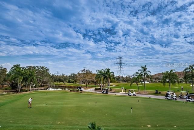 出租: $1,950 (2 贝兹, 2 浴室, 879 平方英尺)