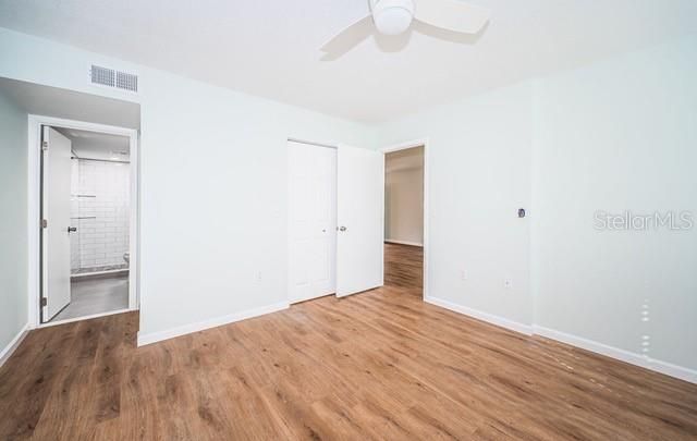 出租: $1,950 (2 贝兹, 2 浴室, 879 平方英尺)