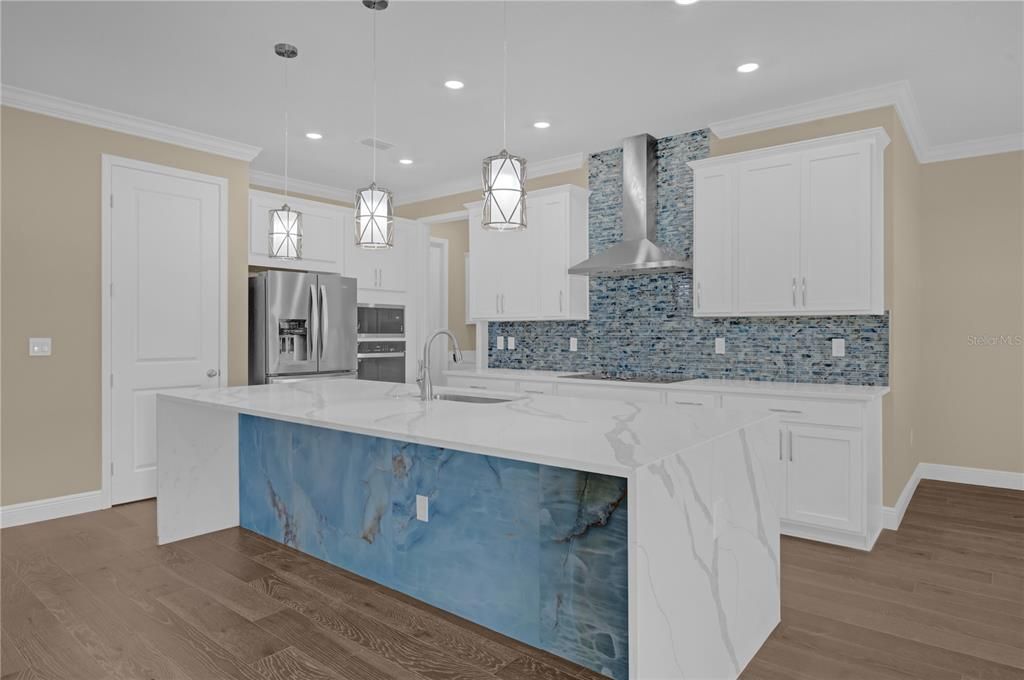 En Renta: $4,250 (6 camas, 4 baños, 4607 Pies cuadrados)