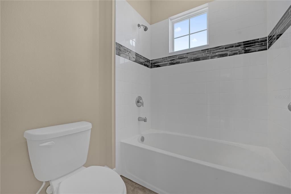 En Renta: $4,250 (6 camas, 4 baños, 4607 Pies cuadrados)