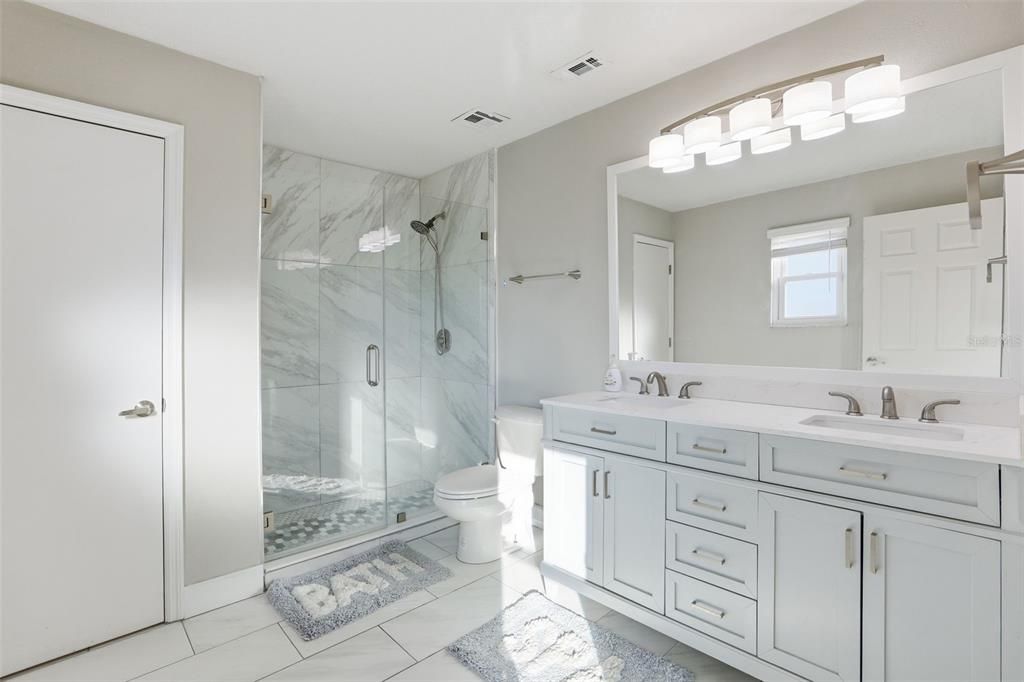 En Venta: $375,000 (3 camas, 2 baños, 1849 Pies cuadrados)