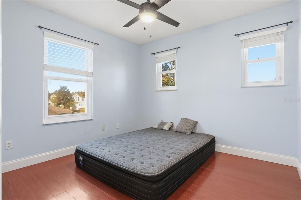 En Venta: $375,000 (3 camas, 2 baños, 1849 Pies cuadrados)