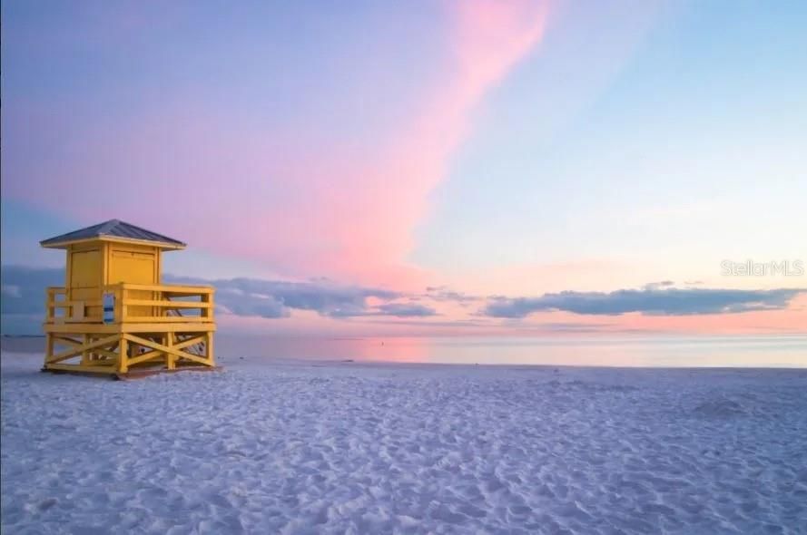 出租: $3,600 (2 贝兹, 2 浴室, 1920 平方英尺)