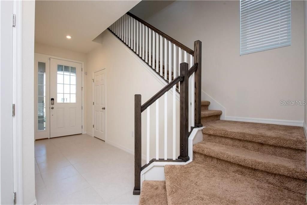 For Rent: $2,900 (4 beds, 2 baths, 2387 Square Feet)