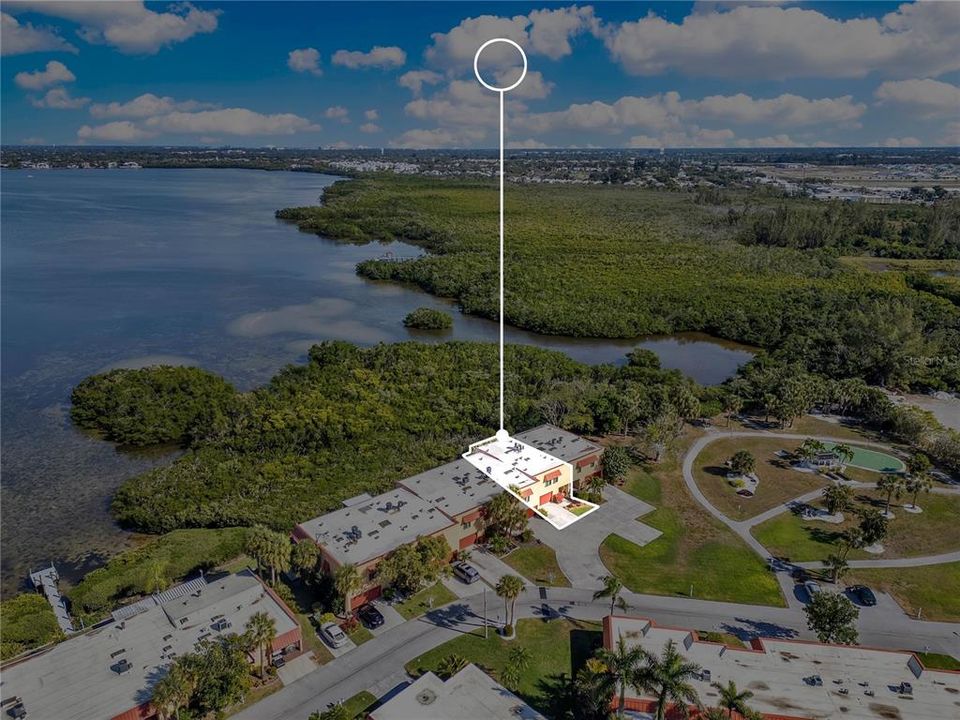 For Sale: $499,900 (2 beds, 2 baths, 1278 Square Feet)