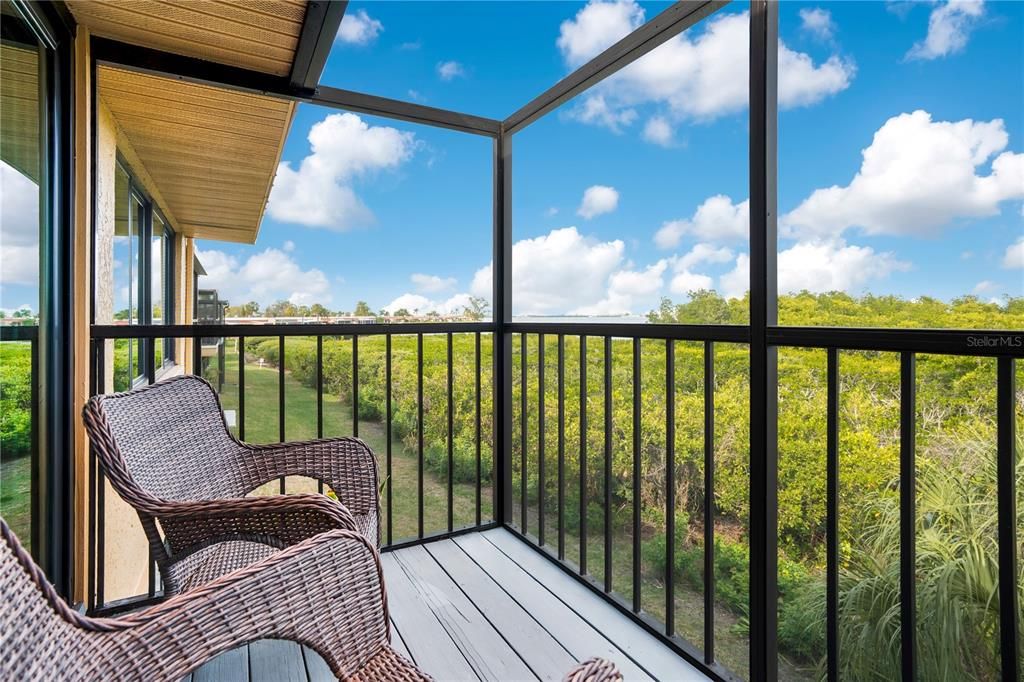 For Sale: $499,900 (2 beds, 2 baths, 1278 Square Feet)