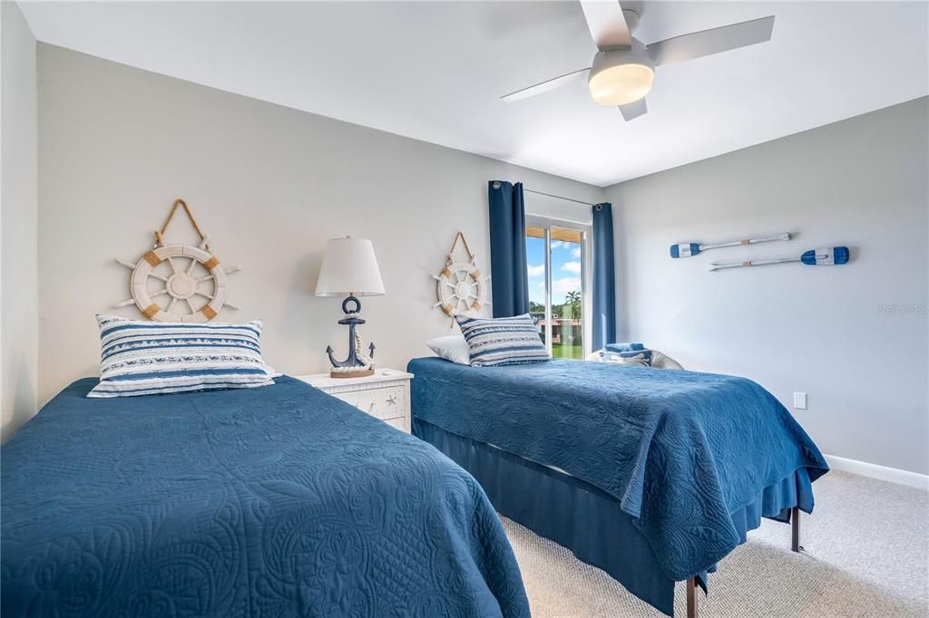 For Sale: $499,900 (2 beds, 2 baths, 1278 Square Feet)