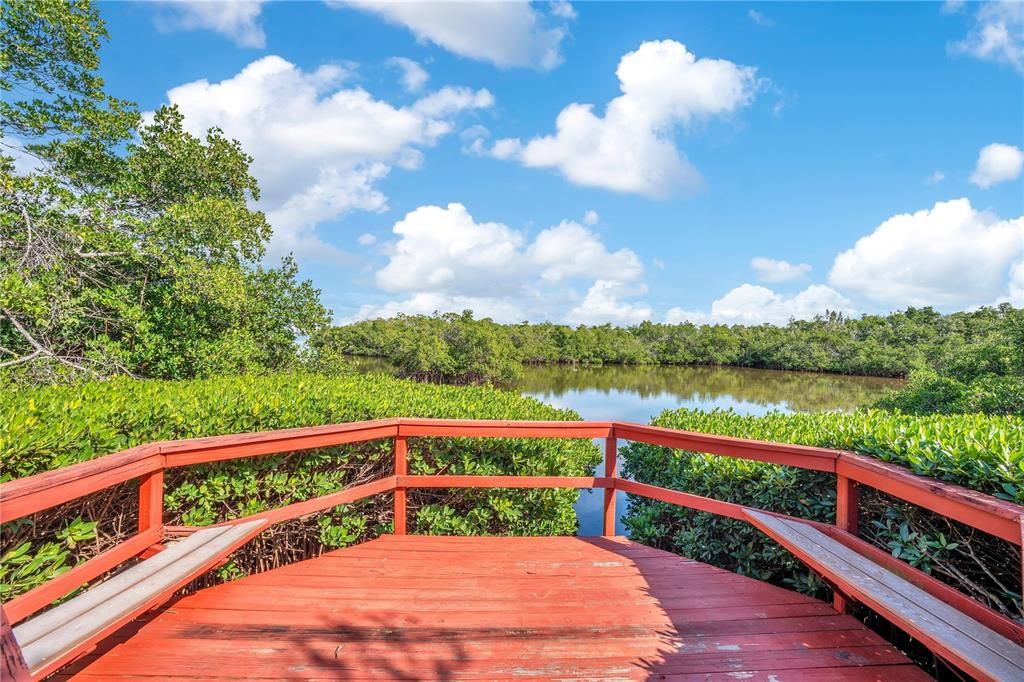 For Sale: $499,900 (2 beds, 2 baths, 1278 Square Feet)