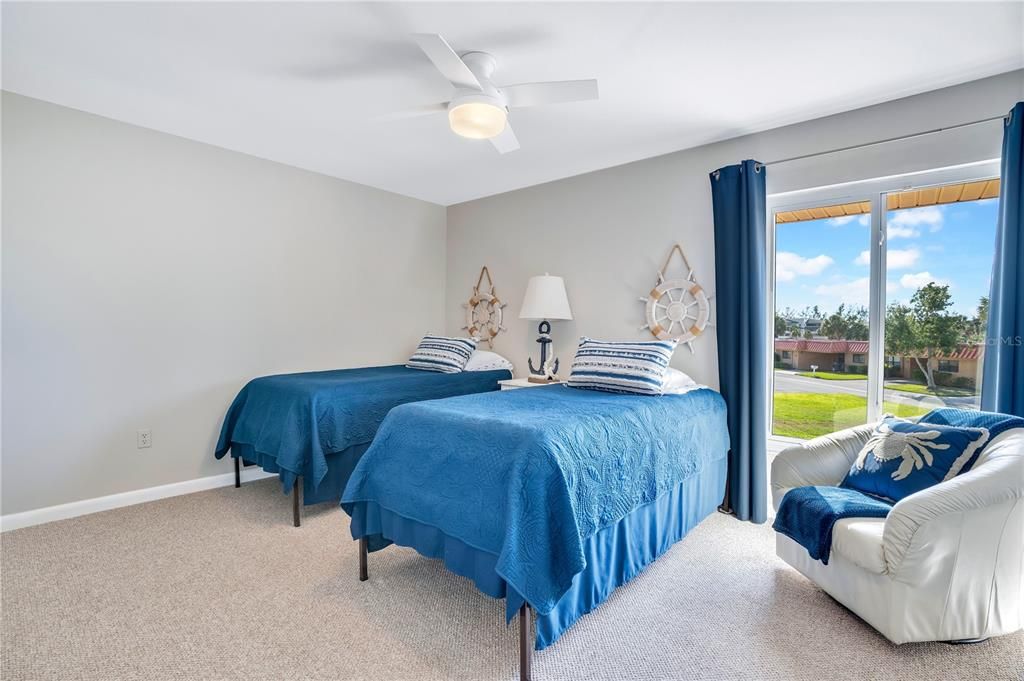 For Sale: $499,900 (2 beds, 2 baths, 1278 Square Feet)