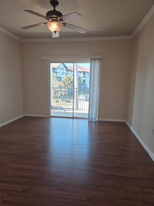 待售: $135,000 (1 贝兹, 1 浴室, 768 平方英尺)