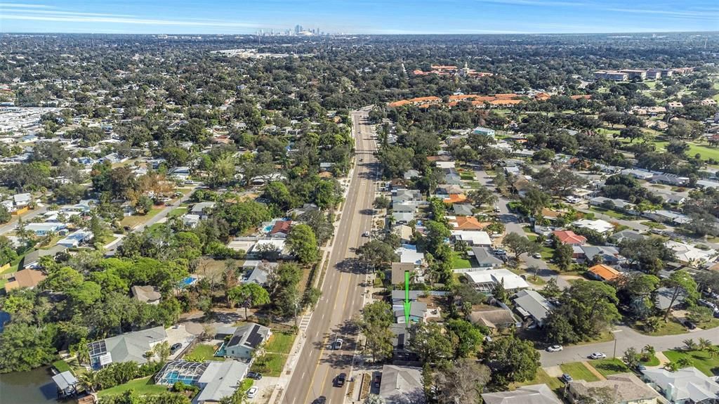 En Venta: $499,999 (3 camas, 2 baños, 1864 Pies cuadrados)