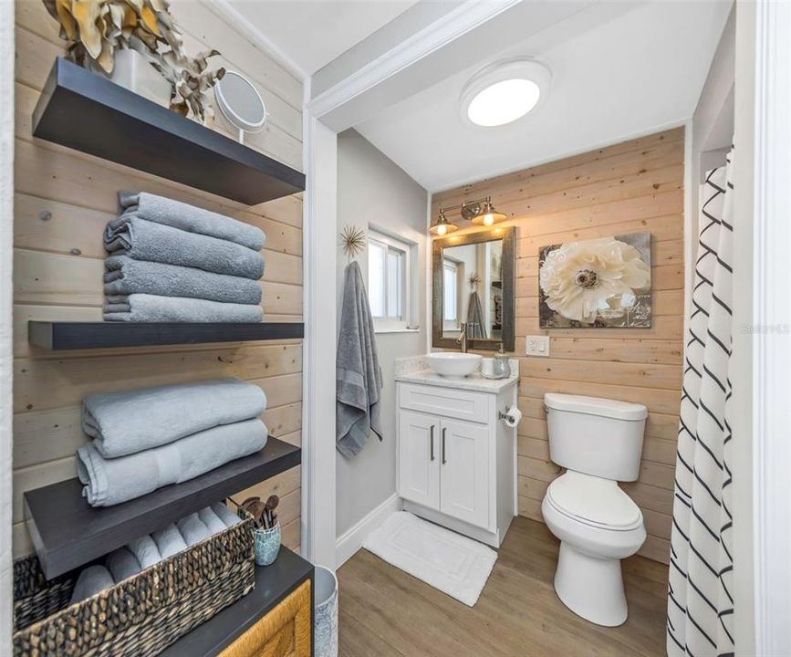 En Venta: $499,999 (3 camas, 2 baños, 1864 Pies cuadrados)