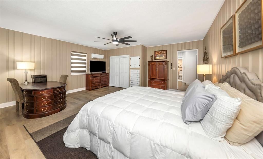 En Venta: $499,999 (3 camas, 2 baños, 1864 Pies cuadrados)