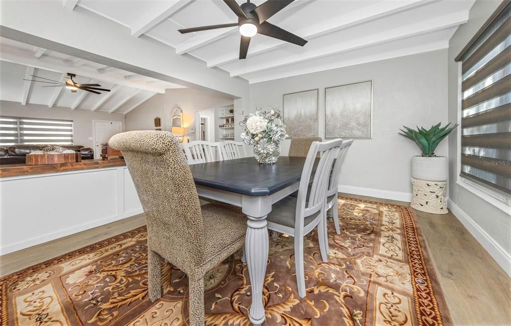 En Venta: $499,999 (3 camas, 2 baños, 1864 Pies cuadrados)