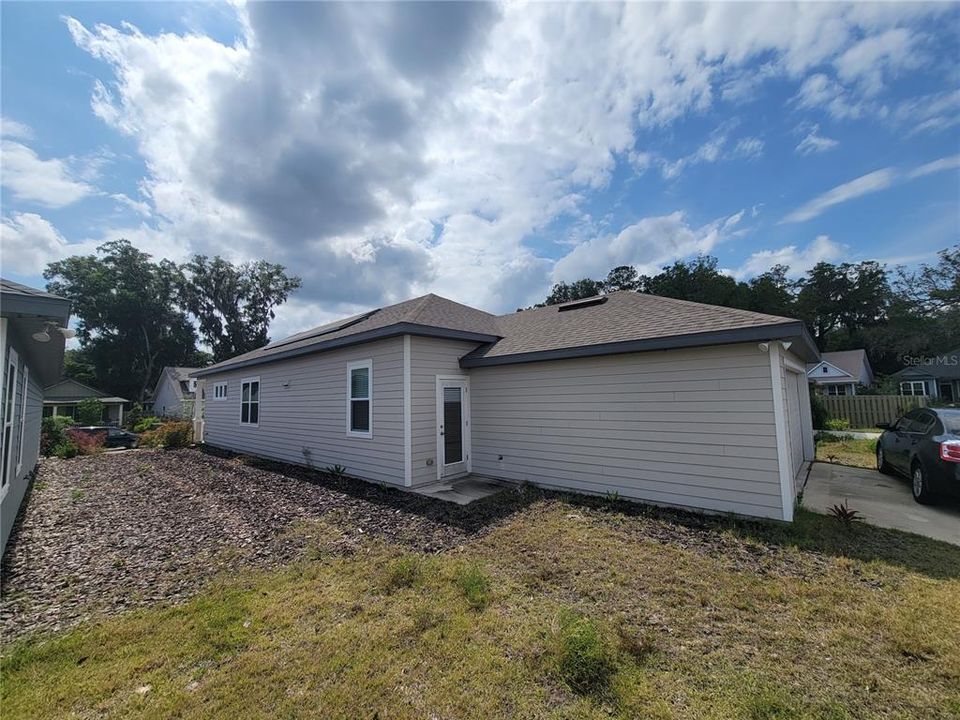 В аренду: $2,300 (2 спален, 2 ванн, 1388 Квадратных фут)