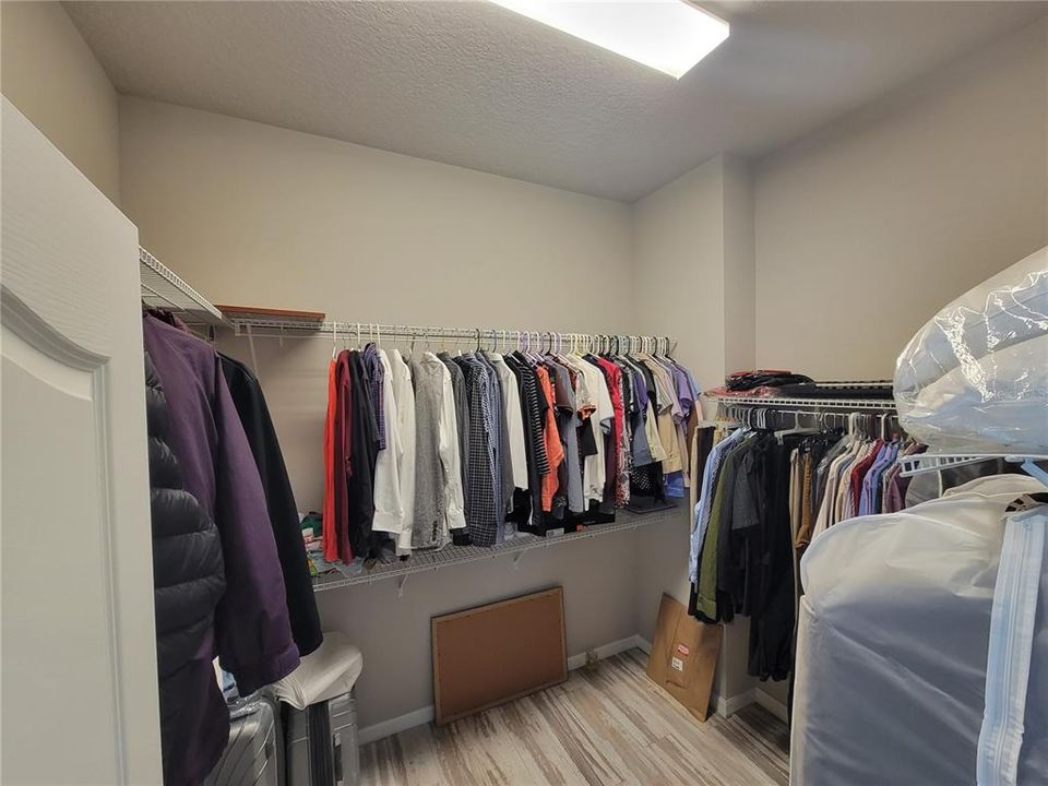 В аренду: $2,300 (2 спален, 2 ванн, 1388 Квадратных фут)