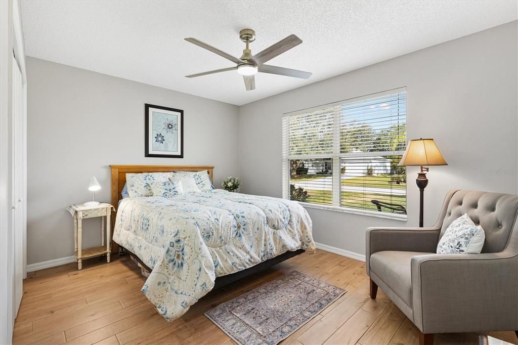 En Venta: $299,000 (2 camas, 2 baños, 1400 Pies cuadrados)