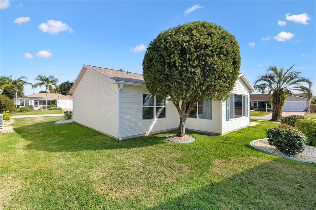 En Venta: $299,000 (2 camas, 2 baños, 1400 Pies cuadrados)