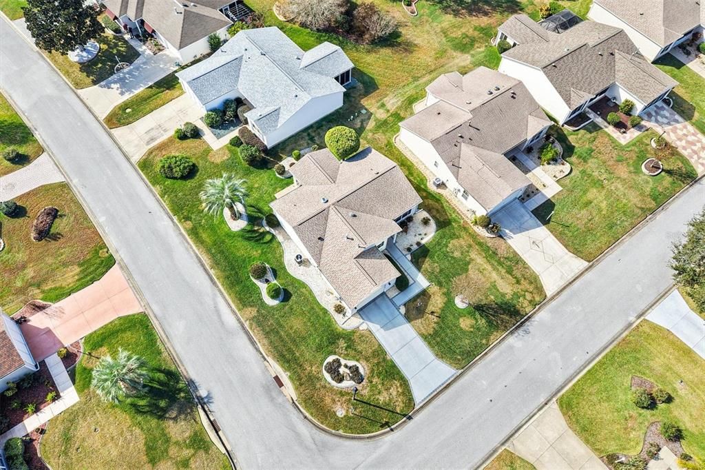 En Venta: $299,000 (2 camas, 2 baños, 1400 Pies cuadrados)