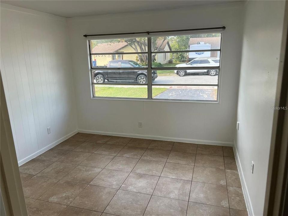 For Rent: $1,600 (2 beds, 1 baths, 966 Square Feet)