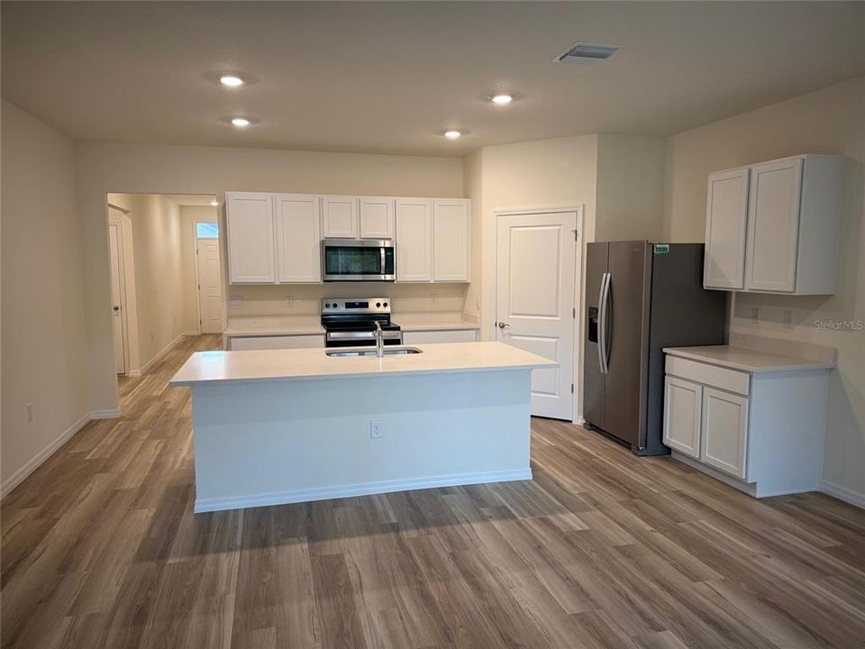 En Renta: $2,500 (4 camas, 2 baños, 1762 Pies cuadrados)