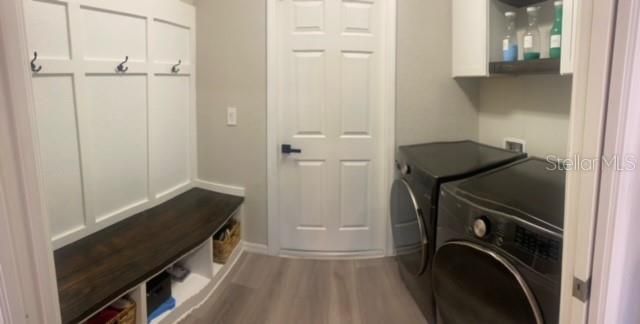 For Sale: $369,000 (3 beds, 2 baths, 1570 Square Feet)