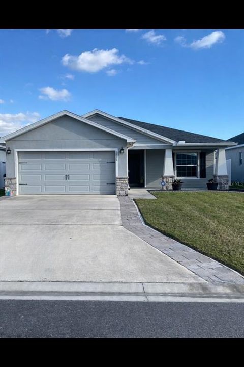 For Sale: $369,000 (3 beds, 2 baths, 1570 Square Feet)