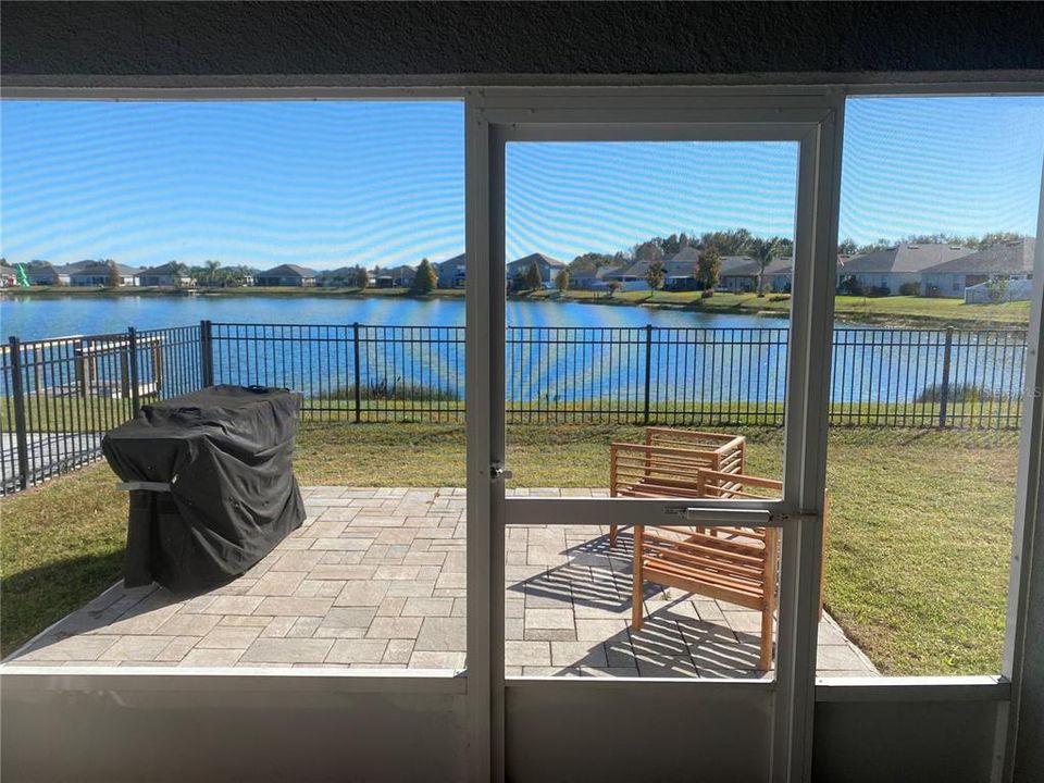 For Sale: $369,000 (3 beds, 2 baths, 1570 Square Feet)