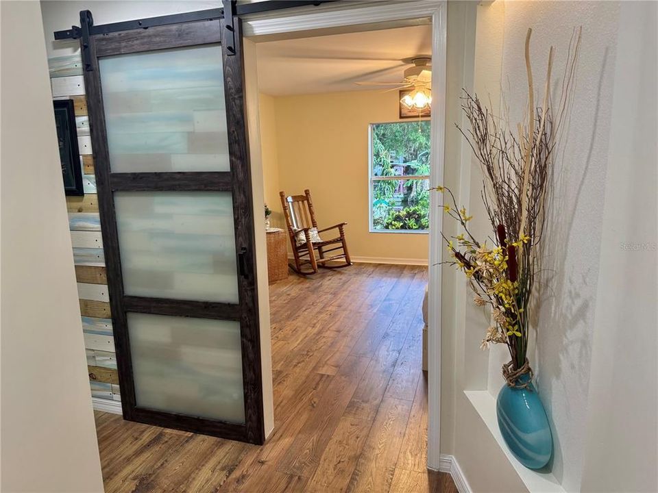 En Venta: $525,000 (4 camas, 3 baños, 1980 Pies cuadrados)