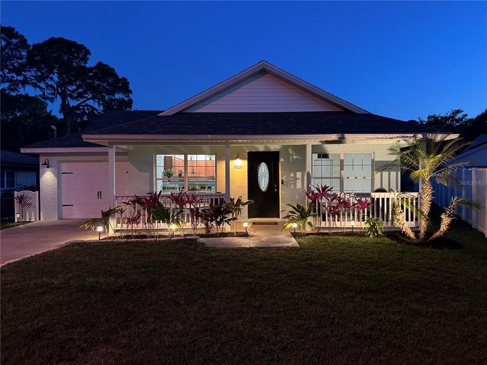 En Venta: $525,000 (4 camas, 3 baños, 1980 Pies cuadrados)